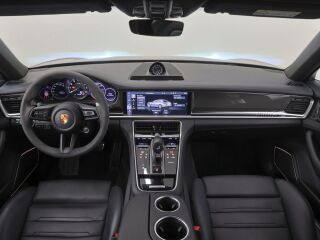 Porsche Panamera 4S E-Hybrid Sport Turismo 412кВ