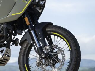 Benelli BKX 300 DOHC 21kW
