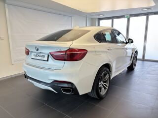 BMW X6 M-Pakett 3.0 190kW