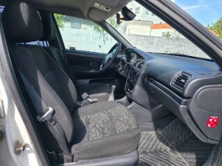 Peugeot 406 Facelift 1.7 85kW