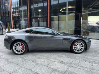Aston Martin V8 Vantage 4.3 V8 283kW