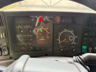 Scania 114 8x2