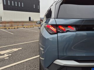 Peugeot 5008 GT Exclusive Hybrid 145 e-DCS6 1.2 100kW