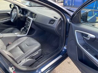 Volvo V60 SUMMUM AWD TWIN ENGINE Plug-In Hybrid 2.4 D6 158kW