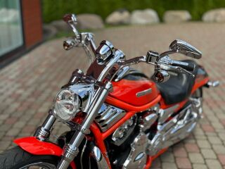 Harley-Davidson VRSCSE Screamin' Eagle CVO V-Rod V2 Revolution 92kW