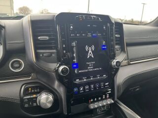 Ram 1500 Limited Night Crew Cab 5.7 V8 Hemi 395hp
