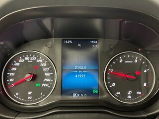 Mercedes-Benz T 180 1.5 R4 85kW