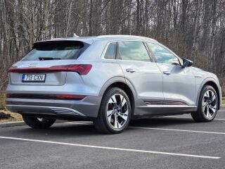 Audi e-tron 55 ADVANCED 300kW