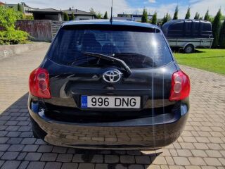 Toyota Auris 1.4 66kW