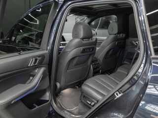 BMW X5 xDdrive30d M-Sport Shadow Line 3.0 195кВ