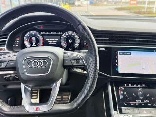 Audi Q8 2 x S-line Black Night 3.0 210kW