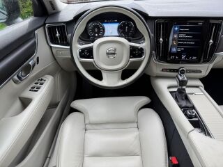 Volvo V90 Cross Country Summum 2.0 D4 140kW
