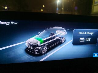 Mercedes-Benz C 300 700NM-PAR 2.0 225kW