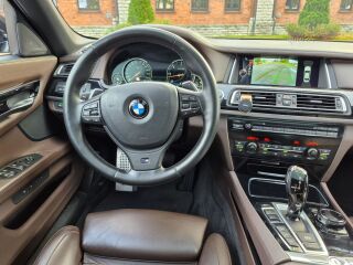 BMW 730 xDrive LCI M-sportpakett Shadowline 3.0 TDI 190kW