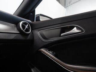 Mercedes-Benz CLA 200 AMG Orange Art 1.6 115kW