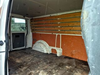 Volkswagen Transporter Long 2.0 84kW