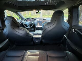 Tesla Model S 386kW