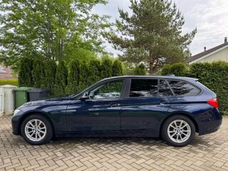 BMW 320 2.0 twin turbo 135kW