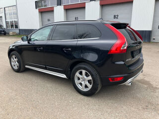 Volvo XC60 R-Design 2.4 D 120kW