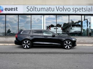Volvo V60 AWD H&K ULTIMATE BRIGHT XENIUM INTELLI PRO 2.0 T6 Plug-in LONG RANGE 293kW