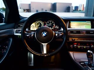 BMW 520 M-Sportpakett Shadowline xDrive LCI 2.0 B47 140kW