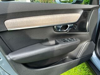 Volvo V90 Cross Country AWD H&K INSCRIPTION INTELLI SAFE 2.0 D4 140кВ