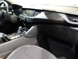 Opel Insignia Innovation 4X4 2.0 R4 TurboD 154kW