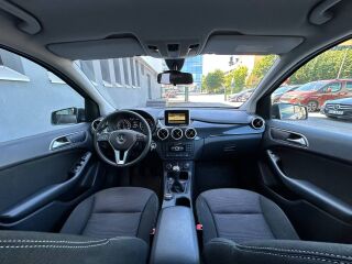 Mercedes-Benz B 180 1.6 90кВ