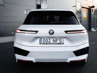 BMW iX xDrive 40 102kW