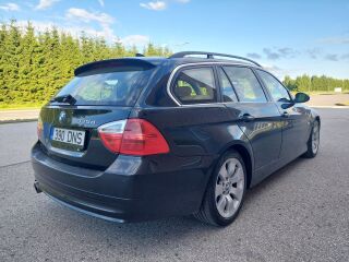 BMW 325 3.0 R6 145кВ