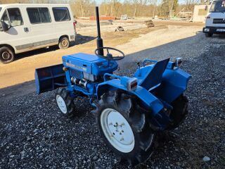 Väiketraktor MITSUBISHI
