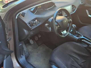 Peugeot 308 1.6 68кВ