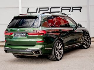 BMW X7 M50 Individual 4.4 V8 390kW