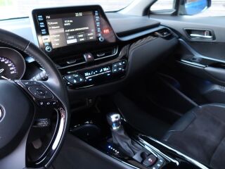 Toyota C-HR Hybrid Style 1.8 72кВ