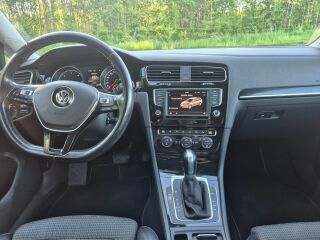 Volkswagen Golf Highline 1.6 81kW