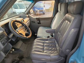 Volkswagen Transporter Kasten 2.4 TDI 57kW