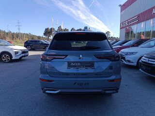 Mitsubishi Outlander Instyle 4WD 2.4 PHEV 225kW