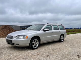 Volvo V70 2.4 R5 D5 136kW