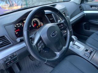 Subaru Legacy 2.5 127kW
