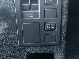 Land Rover Discovery 5 3.0 190kW