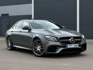 Mercedes-Benz E 63 AMG S 4Matic+ 4.0 V8 Biturbo 450кВ
