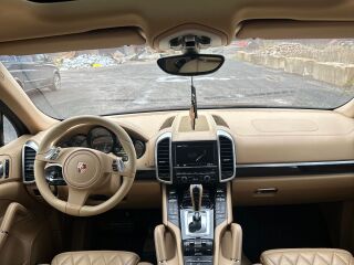 Porsche Cayenne 3.0 180кВ