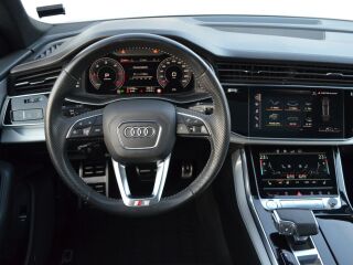 Audi Q8 S-Line 3.0 210кВ