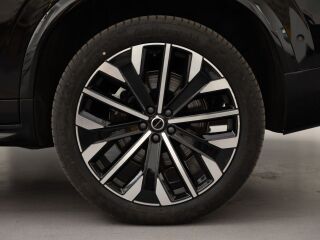 Volvo XC90 T8 AWD Ultra Dark 335кВ