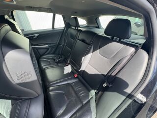 Volvo V60 2.4 158kW