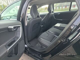 Volvo V60 R-DESIGN 2.0 R5 D3 120kW