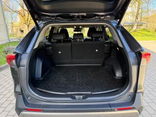 Toyota RAV4 Luxury Plus 2.0 129kW