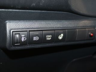 Toyota Corolla Active 1.5 92кВ