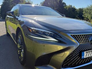 Lexus LS 500h 3.5 220kW