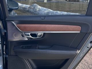 Volvo S90 2.0 D5 173kW